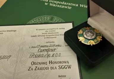 Carrefour wyróżniony odznaką honorową SGGW